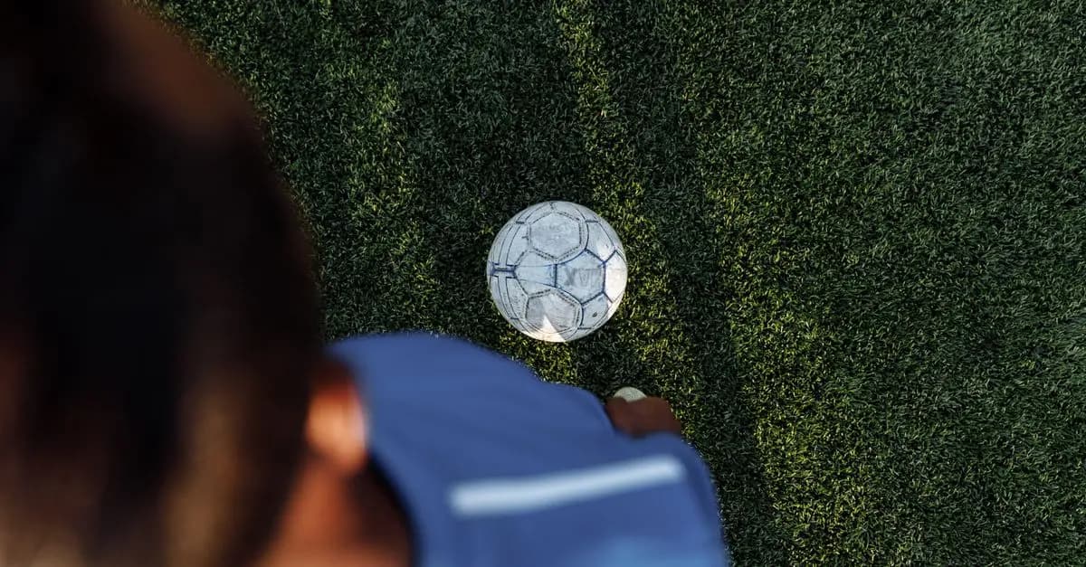 Cómo gestionar la carrera de un futbolista en el entorno actual