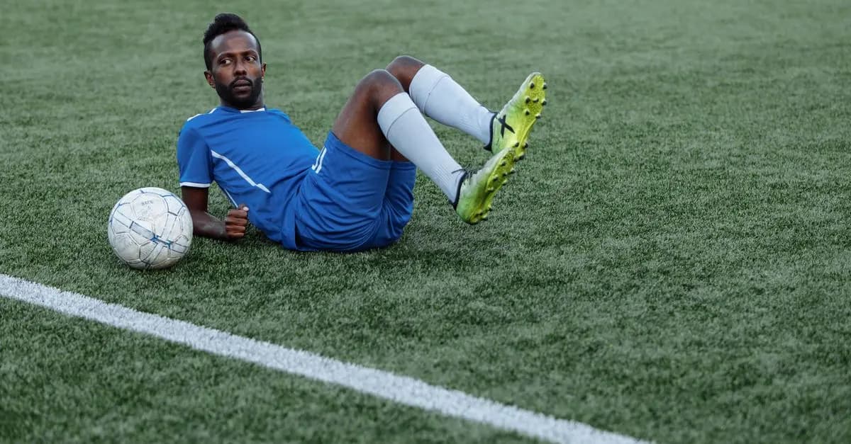 Ajuste de dieta para futbolistas: guía nutricional esencial
