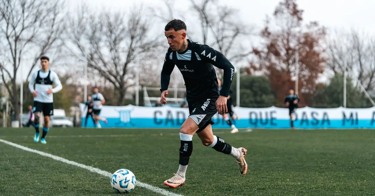 Cómo las redes sociales afectan la carrera de los futbolistas