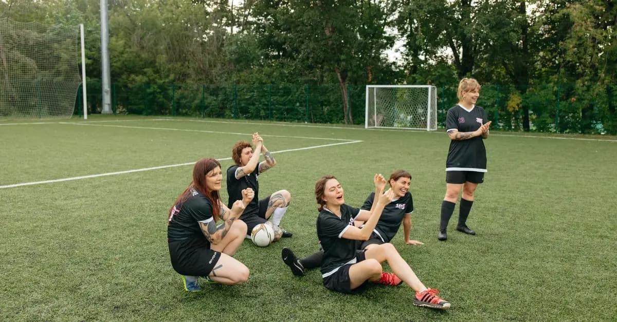 Cómo el fútbol femenino está revolucionando el deporte actual
